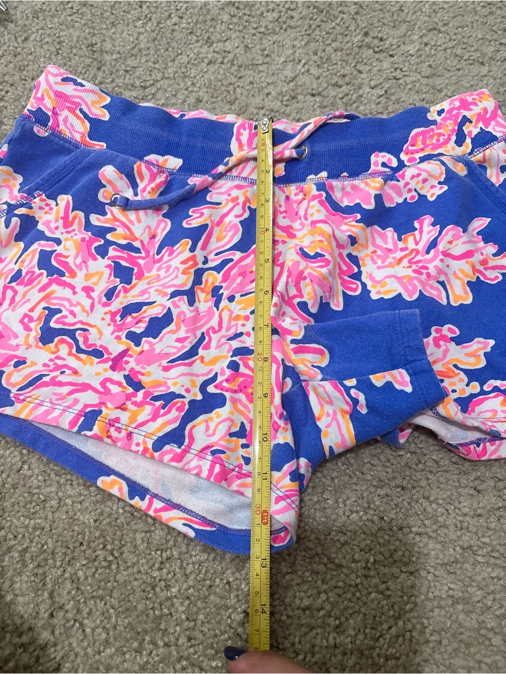 Lilly Pulitzer Yasmin Short in Medium - Picture 9 of 10